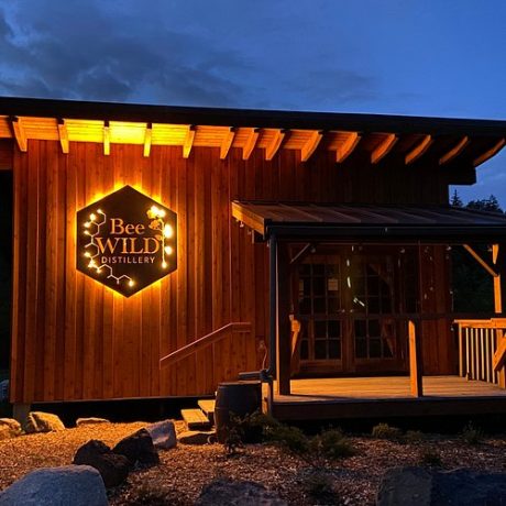 Pender Island Amenities Image